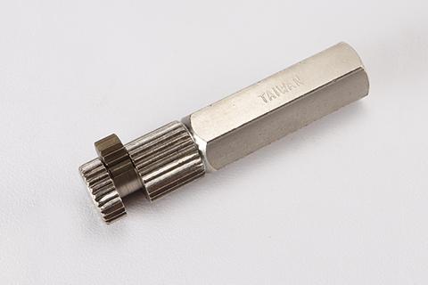 004P532